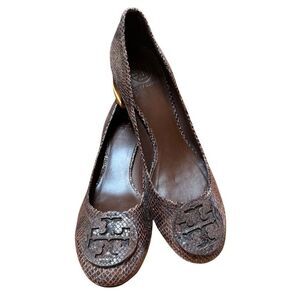 NWOB Tory Burch Amy Brown Snake Skin Leather Block Low Heels 10.5 US